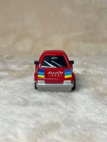 초로Q HG NO.021 아우디 80 콰트로 레드