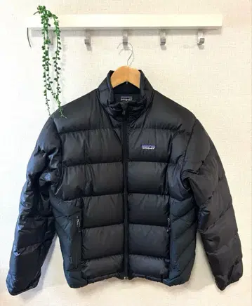 파타고니아 다운 자켓 블랙 S