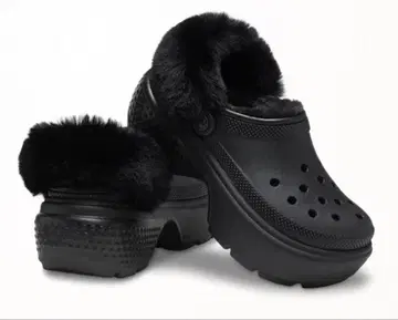 새상품 미사용 택 포함 crocs 스톰프 라인드 크로그 22cm