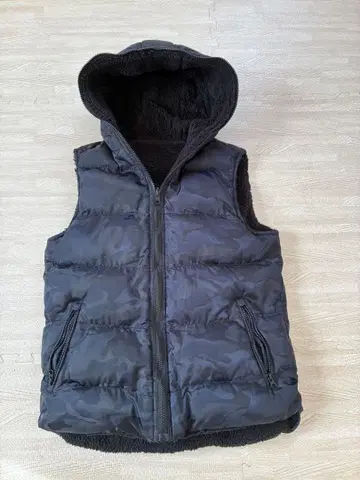 블랙 카모플라쥬 플리스 베스트 리버서블