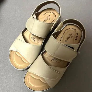 PANSY 샌들 M 사이즈 아이보리 새상품 미사용 백 벨
