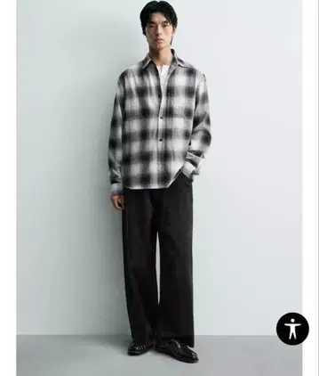 [ 미착용 새상품 ] ZARA 자라 텍스처 소재 체크 무늬 셔츠