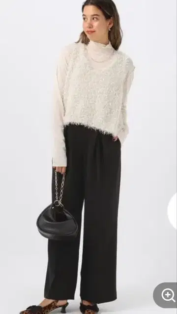 [허리밴딩 사양]더블 턱 와이드 팬츠 미사용