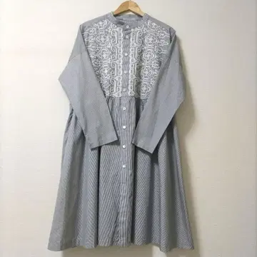 [ 미사용품 ] CRESCENT 셔츠 원피스 겉옷 자수 스트라이프