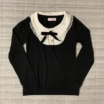 [ 미사용 새상품 ] 레이스 카라 부착 블랙 긴팔 상의
