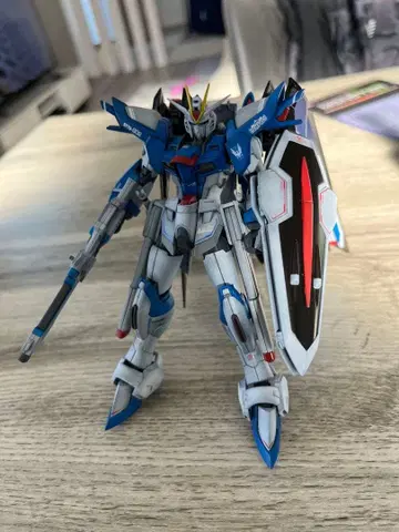 라이징 프리덤, 이모탈 저스티스 완성품 2체 세트