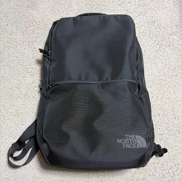 THE NORTH FACE 셔틀 데이팩 슬림