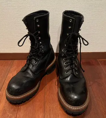 RED WING 8210 로거 부츠 블랙