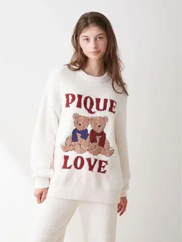 젤라피케 홀리데이 2023 베어 자카드 풀오버 셋업