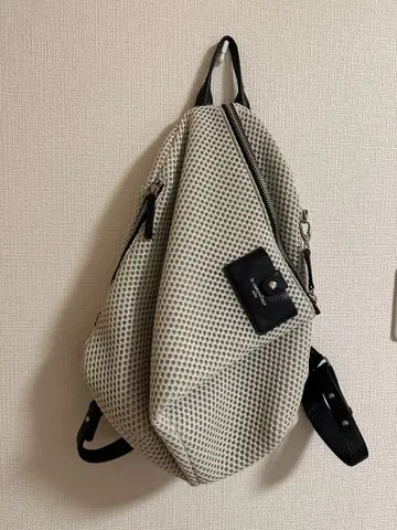 메쉬 디자인 백팩 nnuer