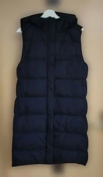 [ 플라스테 ] 롱 다운 베스트