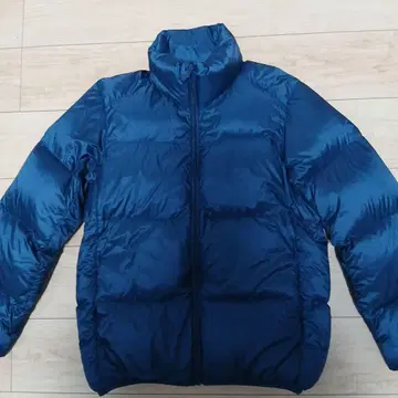 UNIQLO 울트라 라이트 다운 M 사이즈