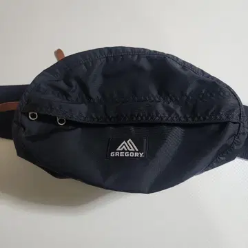 GREGORY 바디백 블랙