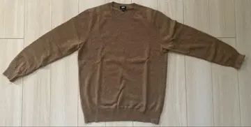 유니클로 브라운 크루넥 스웨터 긴팔