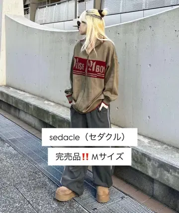 [ 완판템 ] sedacle 배색 로고 드라이버즈 니트