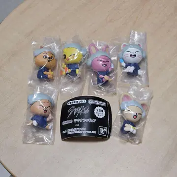 StrayKids 스키즈 SKZOO 사우나 피규어 가챠 세트 6종