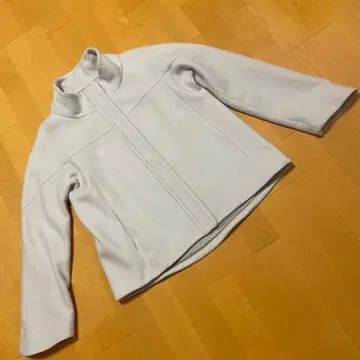 핑크 베이지 하이넥 자켓