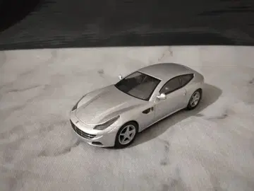 교쇼 1/64 페라리 ff 실버