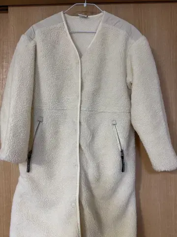 FIRST DOWN 플리스 자켓 화이트