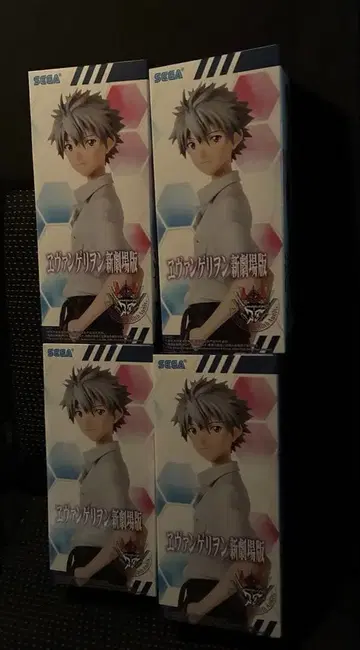 에반게리온 나기사 카오루 피규어 4개