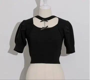 pium 비쥬 초커 포함 케이프 니트 블랙