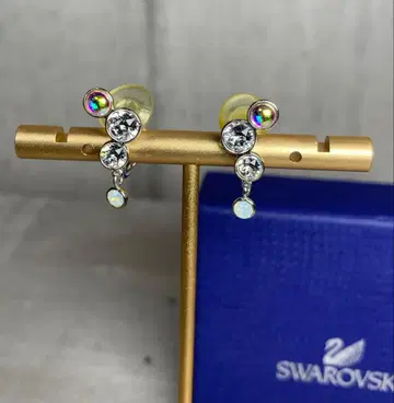 스와로브스키 Swarovski 귀찌 크리스탈