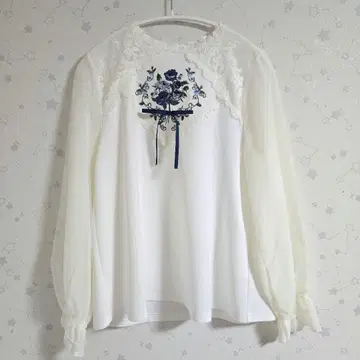 가격표 포함 axes femme 자수 레이스 리본 파랑 장미 풀오버