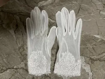 [가격 인하 가능] WITH A WHITE 아르이즈웨딩 숏 글러브