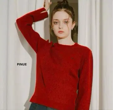 [ 새상품급 ] PINUE 컬러 네프 리브 니트탑 빨간색 레드 로고