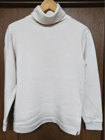 Jackman 화이트 터틀넥 M