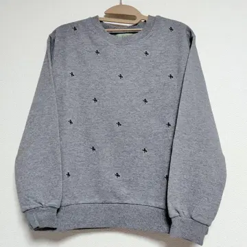 [ 새상품 미사용 ] 프티옹플뢰르 자수 그레이 트레이닝복 M 사이즈