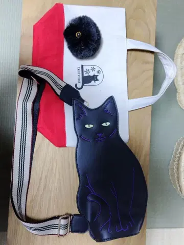 검은 고양이 굿즈 숄더백 베로체 토트백 키링