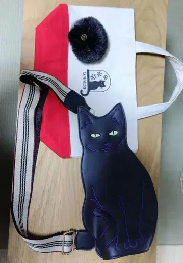 검은 고양이 굿즈 숄더백 베로체 토트백 키링