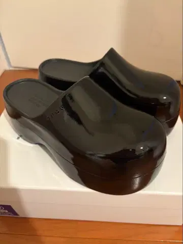 OFOF 1F GLOSSY BLACK UK3