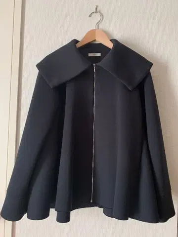 Yori 플레어 컷 블루종 네이비