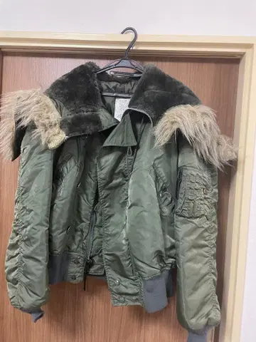 ALPHA INDUSTRIES 알파인더스트리 밀리터리 자켓