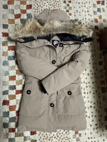 CANADA GOOSE 브론테 다운 자켓 M