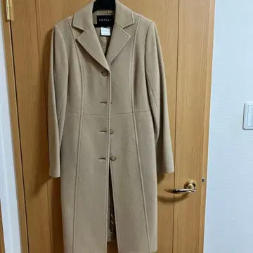 INDIVI 베이지 롱 코트