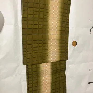 올리브 그린 격자무늬 코몬