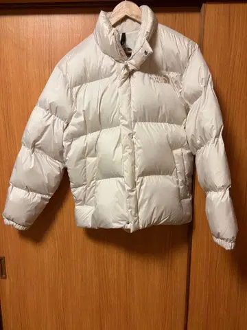THE NORTH FACE 화이트 다운 자켓