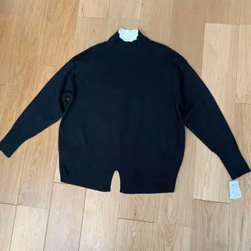 새상품 BARNEYS NEW YORK 바니스뉴욕 터틀 니트