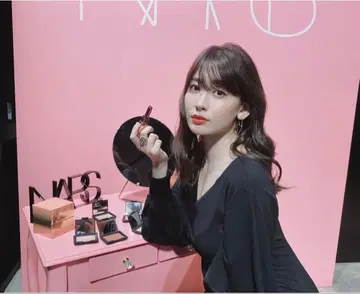 코지하루 착용 Herlipto 원피스