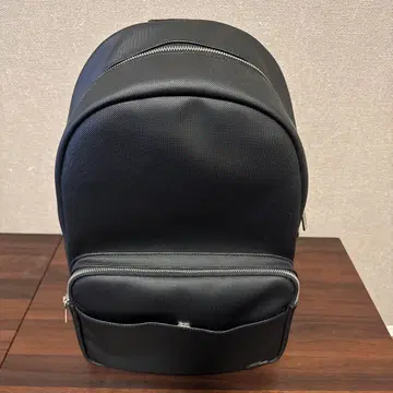 심플 블랙 백팩