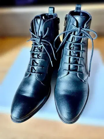 레이스업 숏부츠 SEVEN TWELVE THIRTY