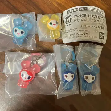 [ 새상품 미개봉 ] TWICE LOVELYS 메지루시 액세서리