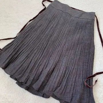 23구 체크 무늬 플리츠 플레어 스커트 무릎 아래 기장 사이즈 36