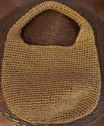 메탈 코드 미니 원 핸들 백 골드 계열