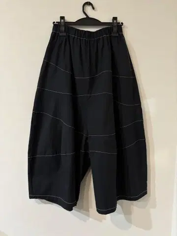 미사용 새상품 크레센트 듀오의 와이드 팬츠