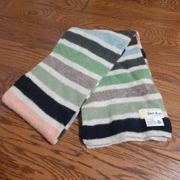 Robert Mackie 멀티 보더 머플러