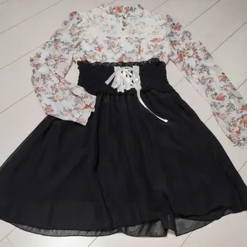 꽃무늬 레이스업 원피스 그런지 페어리 Y2K 헤이세이 00s 걸리시